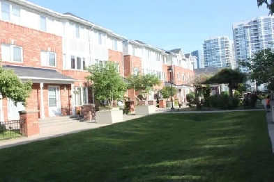 Condo Townhouse for rent near Yonge/Steeles/Clark Image# 1