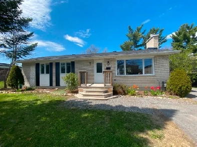 5 Bedroom Bungalow near Carleton University Image# 14