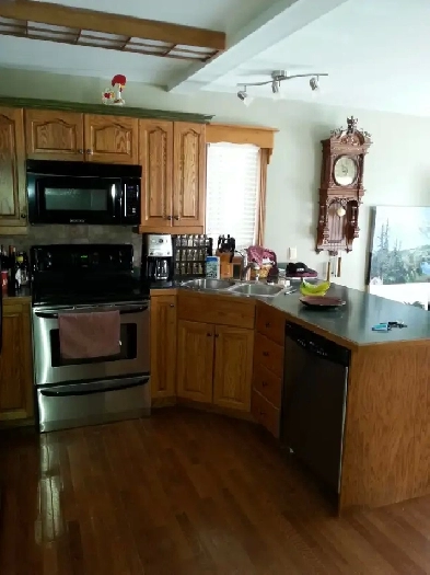 Part time rental, room available $650 inclusive. Common areas sh Image# 10