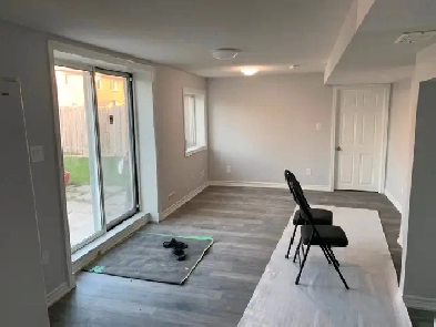 2 bedroom walkout basement for rent in brampton Image# 1