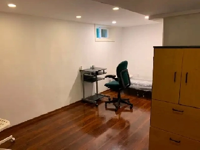 Large Private Furnished Room at Scarborough (1 June) Image# 10