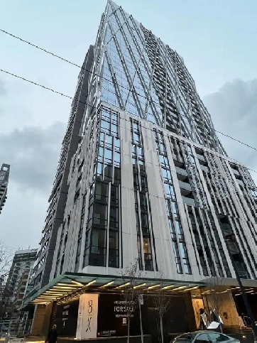 Yaletown High-rise Studio for Rent (8X on the Park) Image# 1