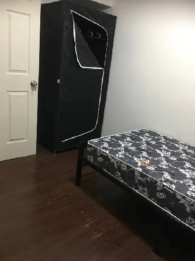 shared basement room for rent Image# 3