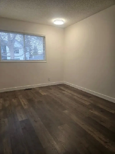 1 Side of Duplex for Rent Image# 18