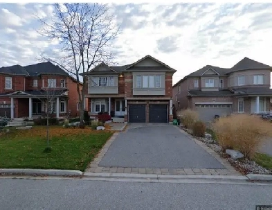 House for rent 5000$ in Mississauga with 3-4 parking Image# 1