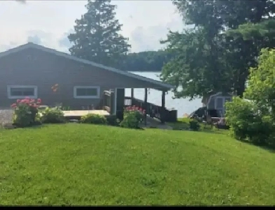 Beautiful 4 season Lakeview Home for Rent! Image# 6