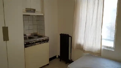 Chambre Libre immédiatement dans une maison des Chambres Image# 1