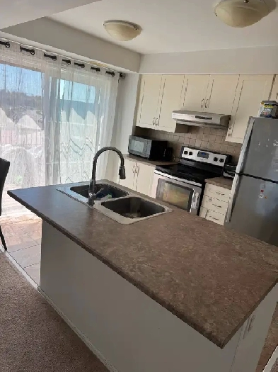 Barrhaven condo for rent Image# 8
