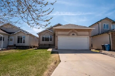 Style and Function in Southland Park! Image# 1