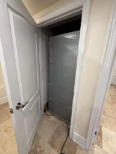 Whole Basement available in Markham($1300) Image# 4