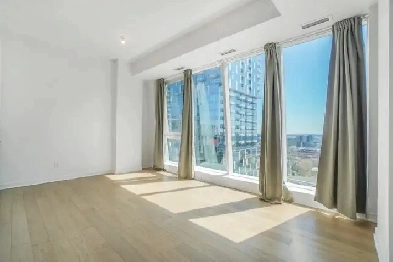 Amazing views from downtown Montreal 1 BDR condo Image# 9