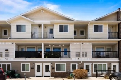 #214 - 1200 Empress St-Move In Ready 2 Storey Condo In Rosemont Image# 10