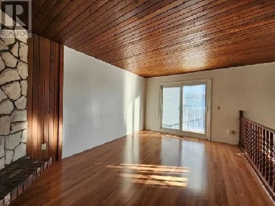 2 bedroom 2 story suite for rent off center street Image# 1
