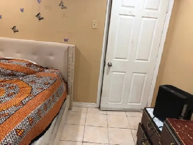 BASEMENT PRIVATE ROOM FOR RENT –FEMALE ONLY Image# 2
