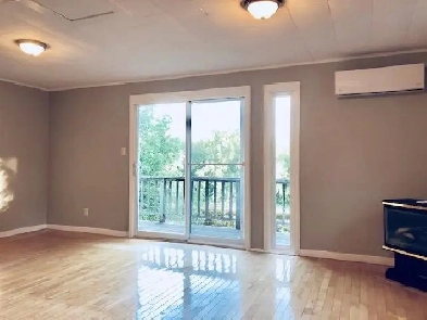 2 BEDROOM HOUSE BEAUTIFUL RIVER VIEWS Image# 1