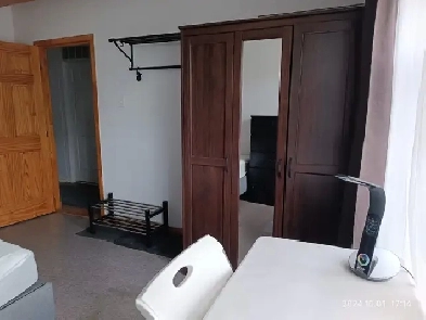 Big room for rent,1 min to metro , All included, FOR GIRL ONLY. Image# 1