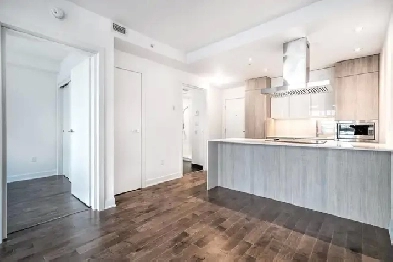 Downtown Montreal 1-Bedroom Condo – Le Drummond Phase 2 | $412 K Image# 9