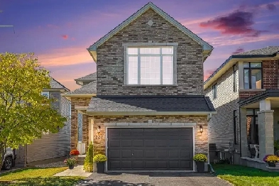 Beautiful 5-bedrooms Single House in Kanata for Sale Image# 1