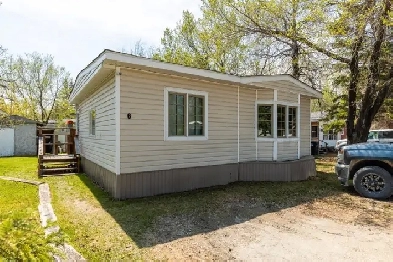 6 Aspen Three Drive, Steinbach Image# 1