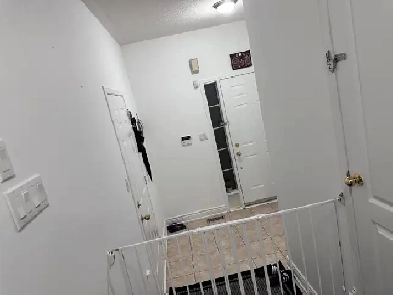 Rooms available in a house Image# 2