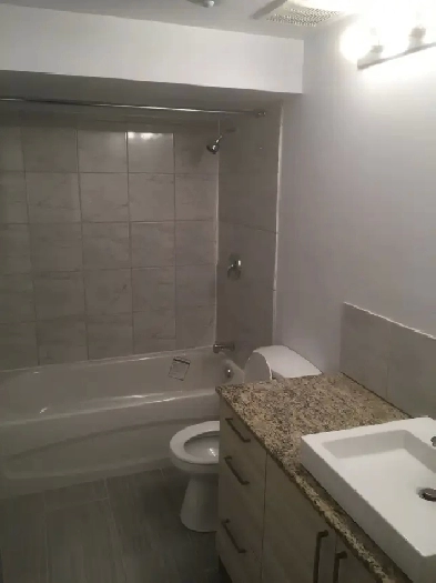 Bachelor 3 1/2 For Rent in Pierrefonds Image# 1