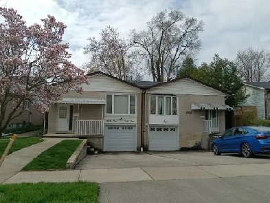 Semi Detached house for rent @ Mississauga Image# 1