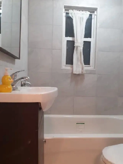 House Full Basement 3Bed Plus 1Bath, At Scarborough, Rent.$1800 Image# 4