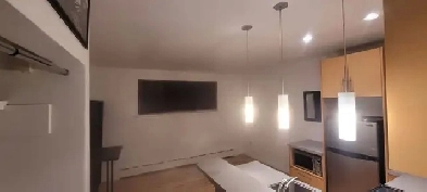 Stradbrook Bachelor Condo for Rent, Great location, with Parking Image# 6