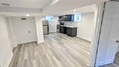 Beautiful, Bright, Reno'd Basment Apartment - 2 Bedroom Image# 8