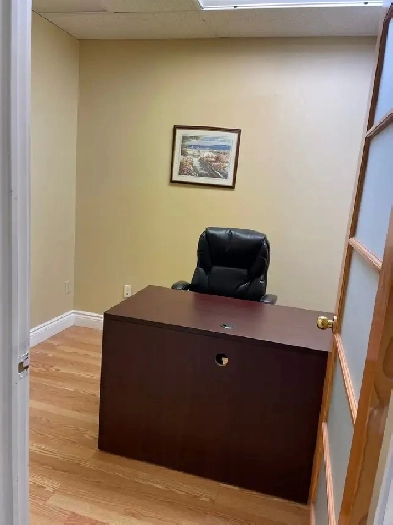 Office room available for rent in Financial District Mississauga Image# 8