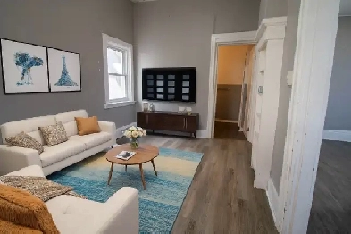 1 Bedroom Main Unit In St.Catharines! Image# 3