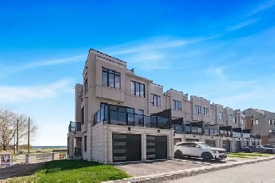 ✨LUXURY LAKESIDE LIVING WITH 3 BALCONIES AND ROOFTOP TERRACE! Image# 1