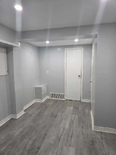 2 Bedroom   1 washroom basement apartment Image# 3
