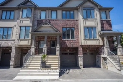 Modern Losani Freehold Town(2019)! Image# 3