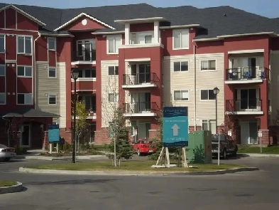2 Bedroom 2 Bathroom Apartment in Country Hills Image# 1