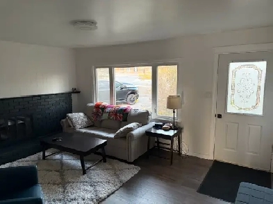 3 Bedroom 1 Bathroom Home - All Utilities Included Image# 2
