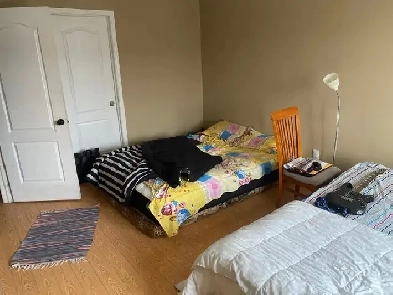 Rooms are available for rent, very spacious, and parking lots Image# 1