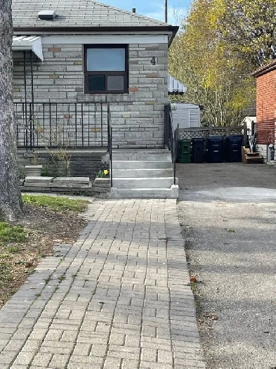 3 Bedroom   2 Full Washrooms- House for Rent! Image# 9