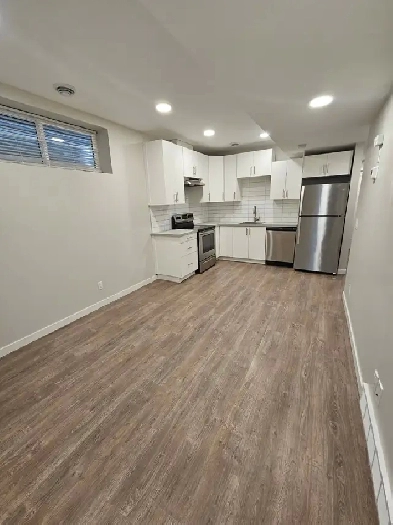 (ALL UTILITIES INCLUDED) 2-Bedroom Legal Basement Suite for Rent Image# 6