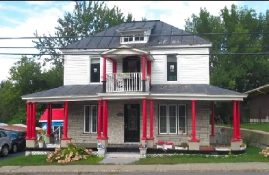 Grande maison a vendre avec grand terrain Image# 7