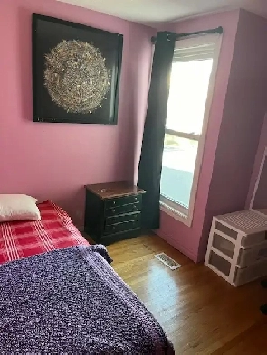 Short term room rental Image# 1