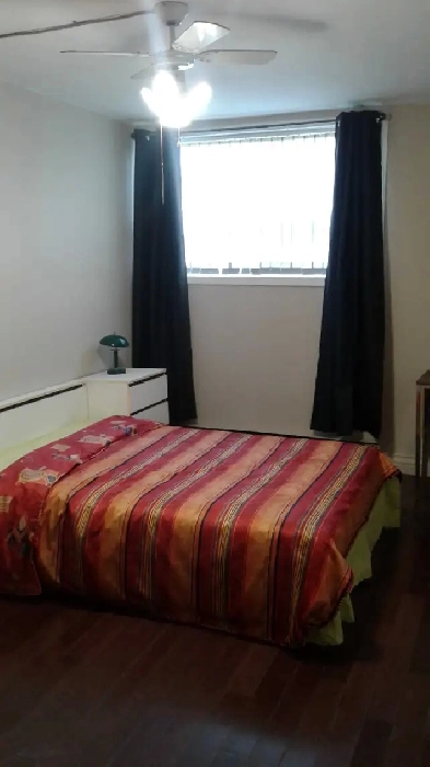 CHAMBRE MEUBLÉ TOUT INCLUS/ROOM ALL INCLUDED METRO PLAMONDON Image# 1