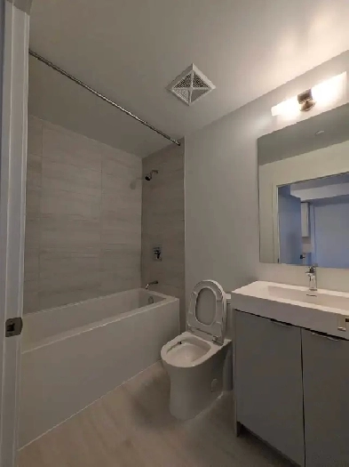 condo 1room 1den Image# 7