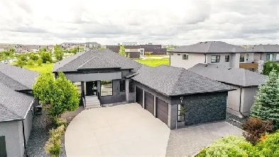 WELCOME TO 7 YORKVALLEY WAY Image# 1