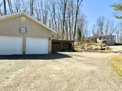 Charming Muskoka Property for Sale - 1631 Brunel Road Image# 2