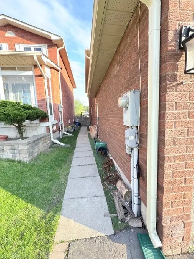 1-Bedroom Furnished Basement for Rent – Richmond Hill Image# 1