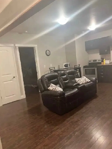 2 Bedroom Basement Apartment Image# 1