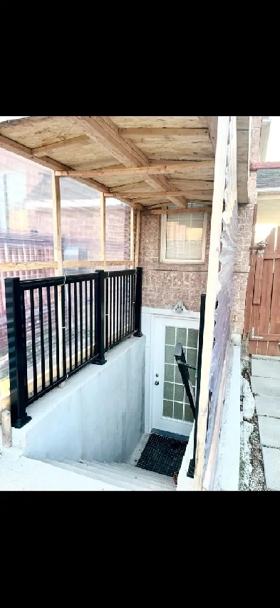 1 bedroom legal basement available for June 01. Image# 1