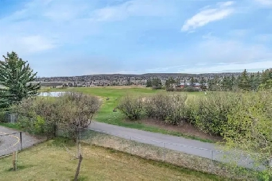 NEW LISTING! ATTACHED 2 BDRM HOME BACKING ON TO GOLF COURSE! Image# 1