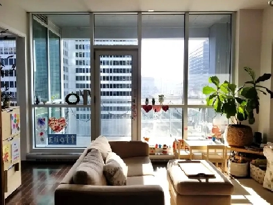 2 Bedrooms LUXURY CONDO - perfect location DOWNTOWN doorman 24h Image# 7